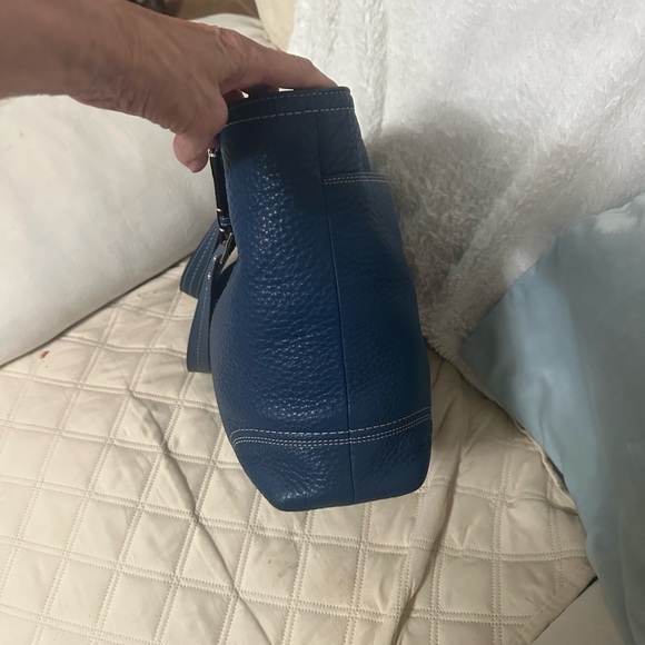 Coach Hamilton F13089 blue pebble leather - Picture 6 of 12